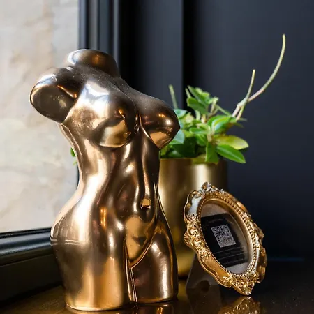 Le Cinquieme Sens Frontenay-Rohan-Rohan