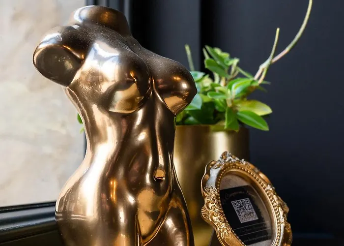 Le Cinquieme Sens Frontenay-Rohan-Rohan